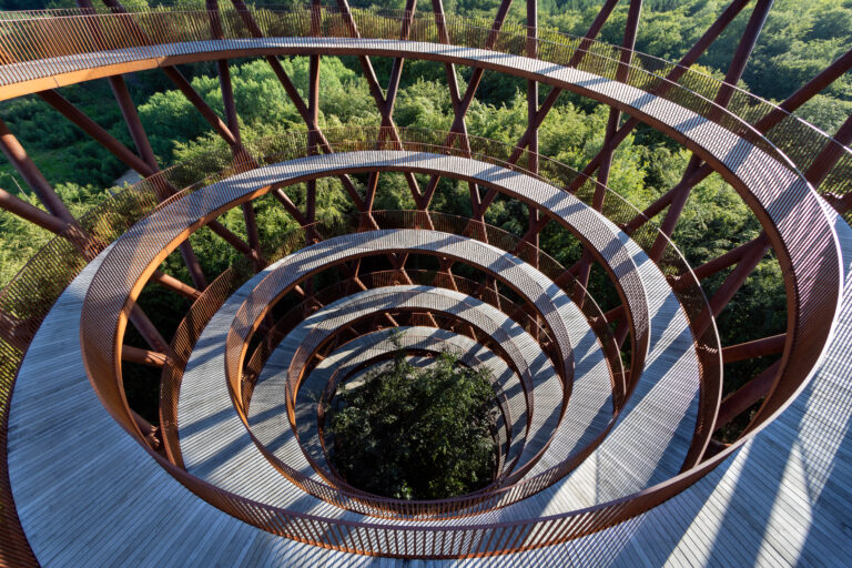 Najgorętsze otwarcia 2025 – obiekty i wnętrza, które zmieniają architekturę