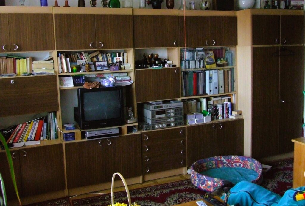 Te meble z PRL są hitem! Meblościanki wciąż budzą pożądanie