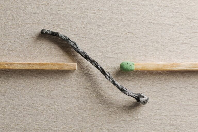 Podłogówka elektryczna czy wodna – co się bardziej opłaca