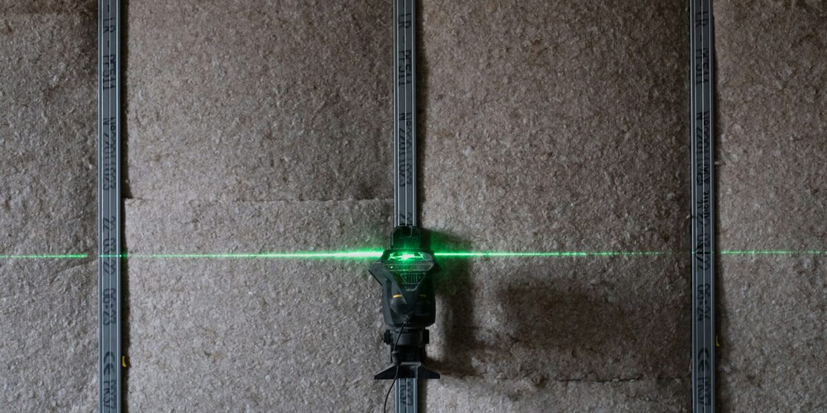 Laser level