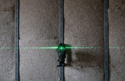 Laser level